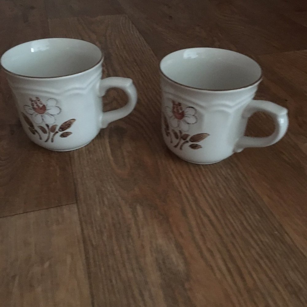 VintageCumberland Mayblossom Stoneware Coffee Mug